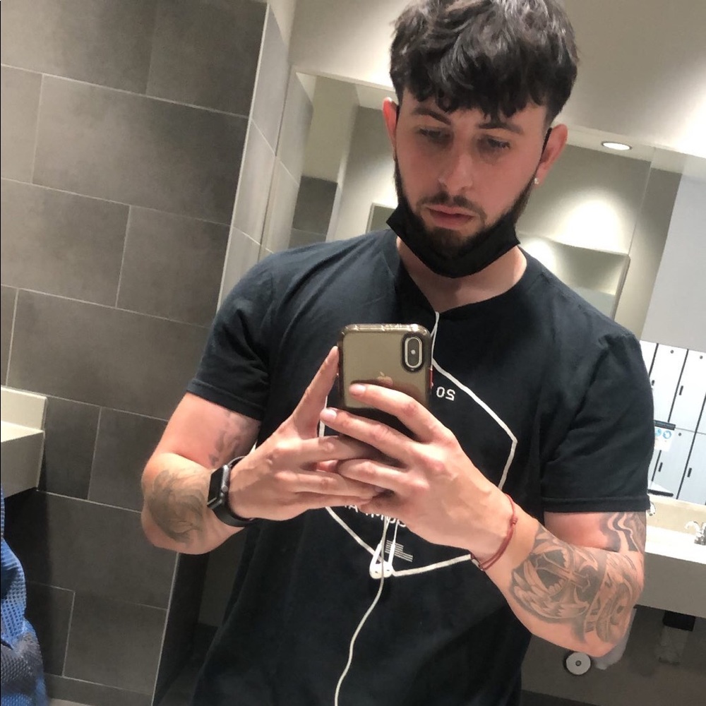 Meet your Posher, Anthony